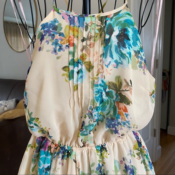 Forever 21 Contemporary Dress M - elastic waist - 36” long - adorable back! - Picture 4 of 5